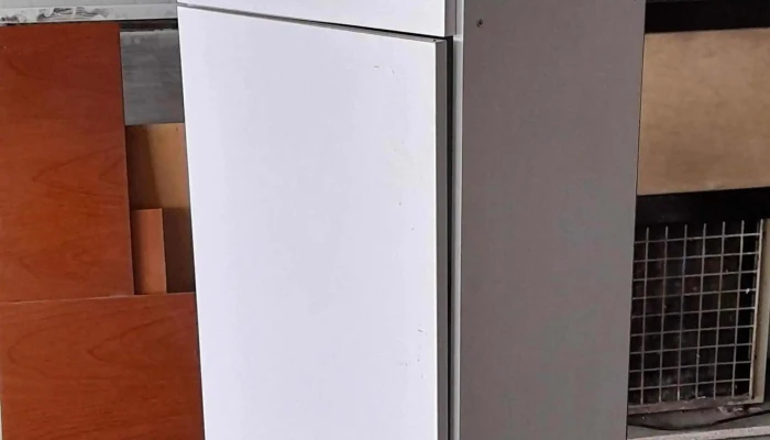 Mueble De 2 Puertas Una Arriba Y Otra 1 - 17-06-2021