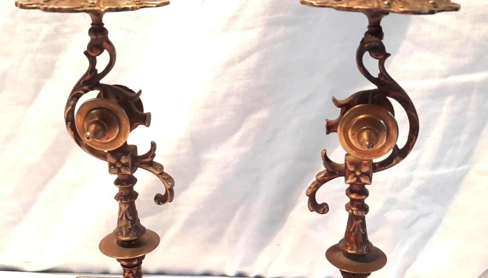 Par De Candelabros En Bronce -  2 - 05-06-2021