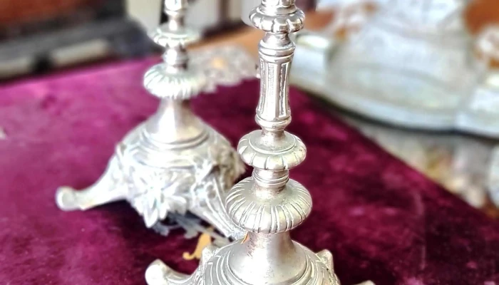 Pareja De Candelabros En Bronce Color Pl 2 - 17-06-2021
