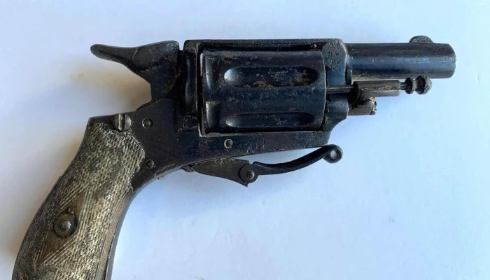 Pequeno Revolver Antiguo Gatillo Abatibl 2 - 06-12-2020