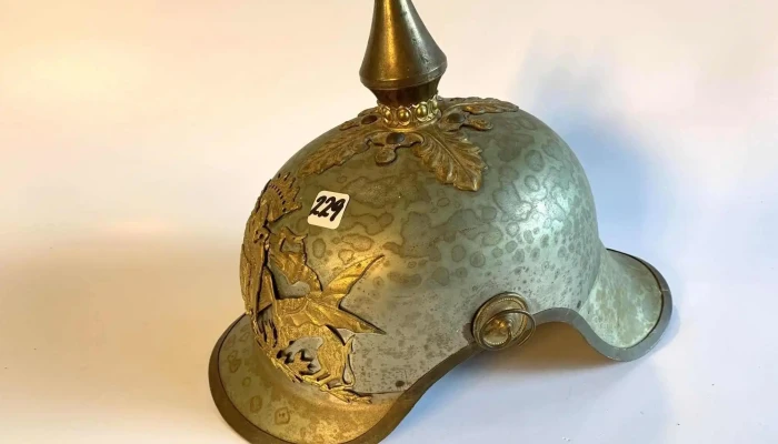 Pickelhaube Casco Prusiano Con Escudo Español