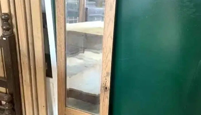 Puerta De Ropero Con Espejo En Roble