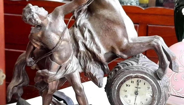 Reloj En Petit Bronce Funciona -  1 - 17-06-2021