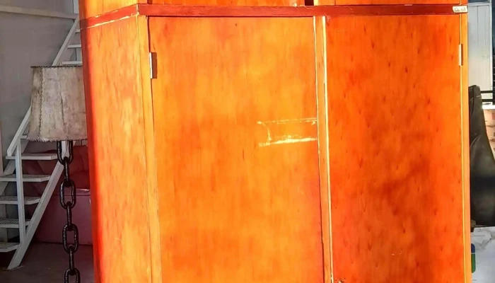 ropero 4 puertas y 2 cajones