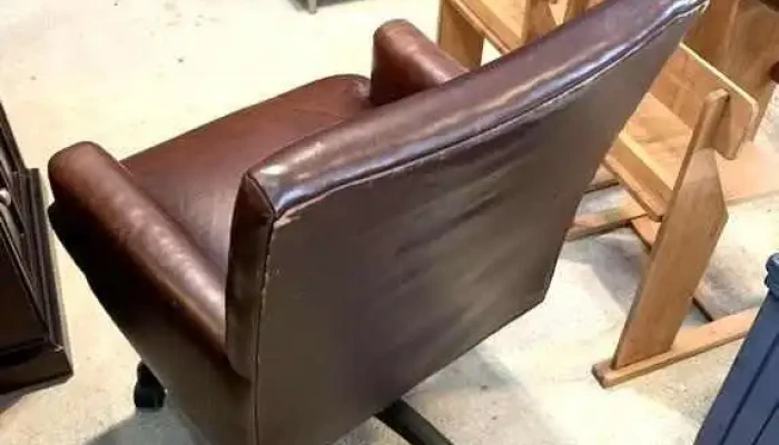 Sillon De Escritorio Giratorio En Cuero -  3 - 06-12-2020