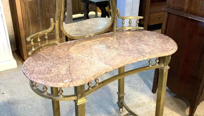 Toilette En Bronce Con Marmol 1m X 0,50 X 1,40 Alto