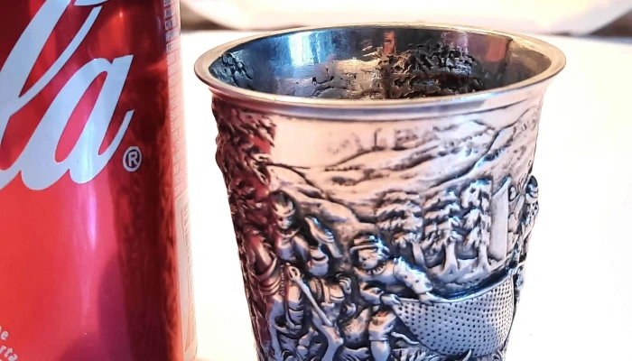 Vaso De Plata Con Escena De Caza Hombre 3 - 05-06-2021