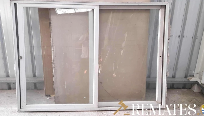 ventana de aluminio blanco de 2 hojas