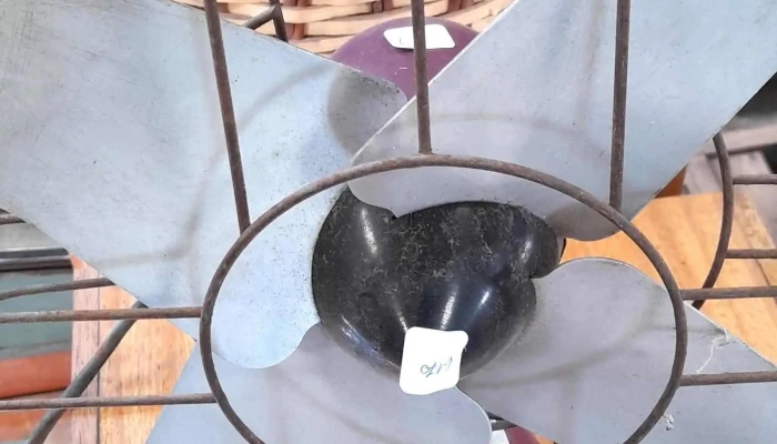 Ventilador De Hierro Antiguo De Mesa -  3 - 17-06-2021