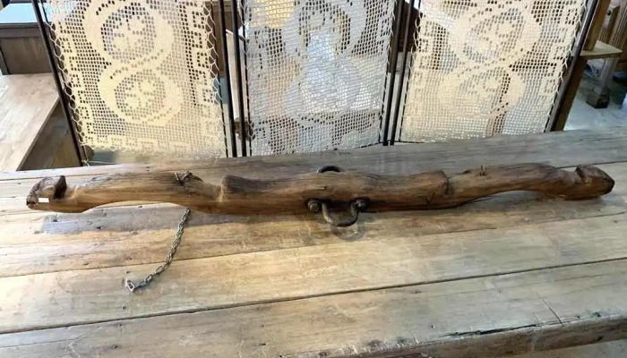 Yugo O Canga Para Bueyes  Madera Lustrada 1,50m